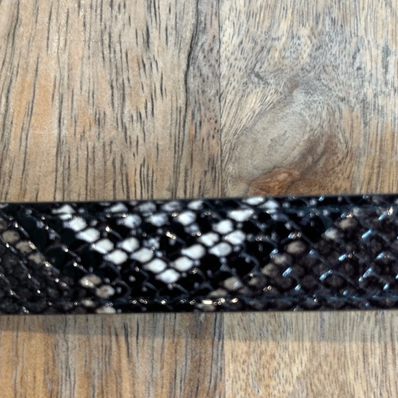 NWT Geox Leather Snakeskin Print Belt - Picture 3 of 4